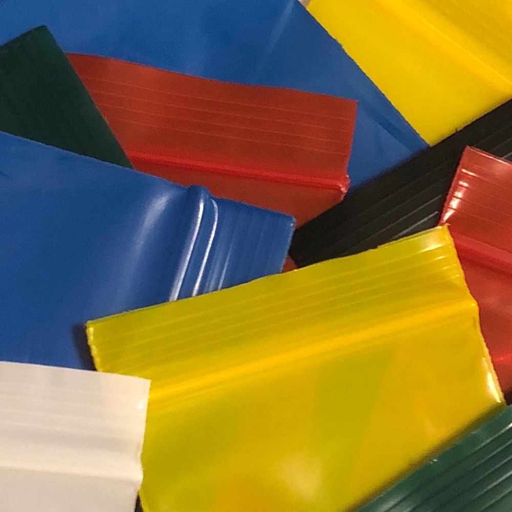 3” x 3” Opaque Bags Choose a Color Resealable 200 Bags